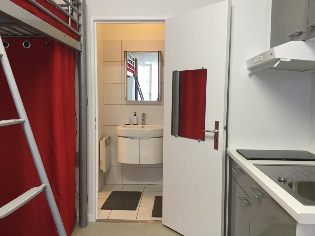 Studio Sur Cour Au Coeur De Кольмар Экстерьер фото